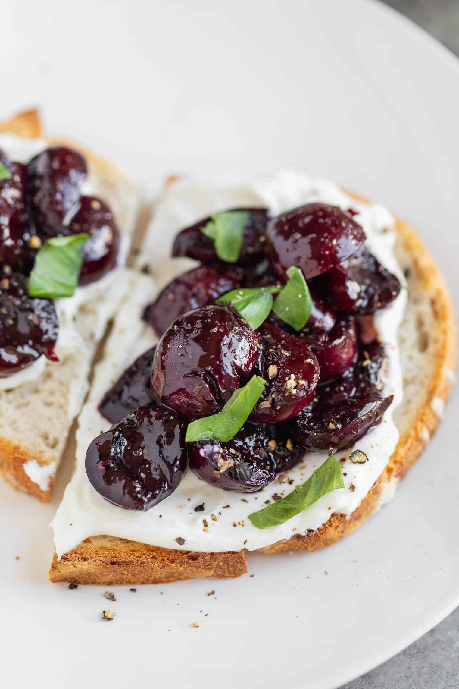 Whipped Ricotta with Roasted Sweet Cherries 4 Crostini With Ricotta And Cherries